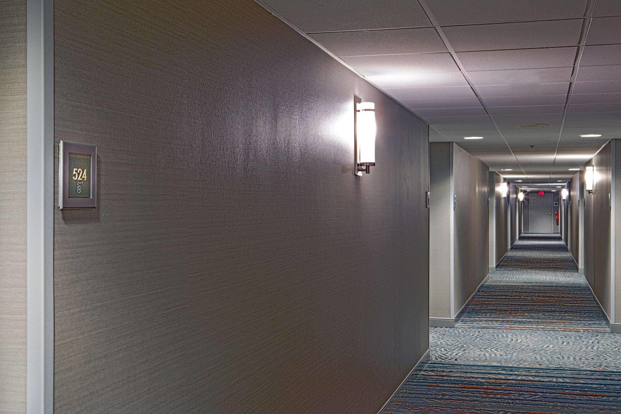 Sheraton Framingham Hotel & Conference Center Exterior foto