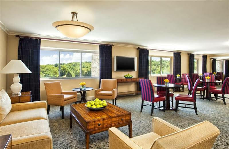 Sheraton Framingham Hotel & Conference Center Exterior foto